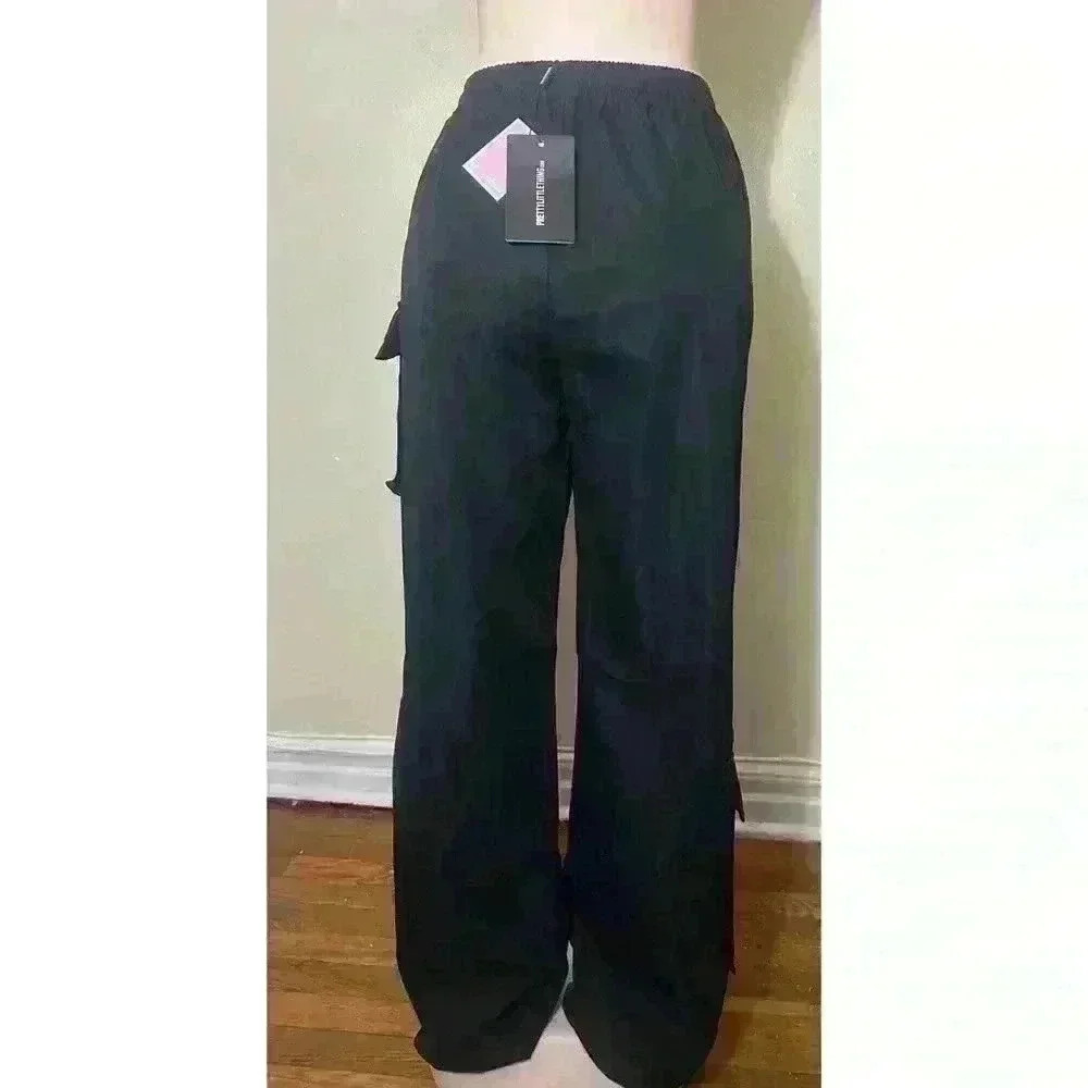 NWT PRETTYLITTLETHING Size 4 - Picture 2 of 10